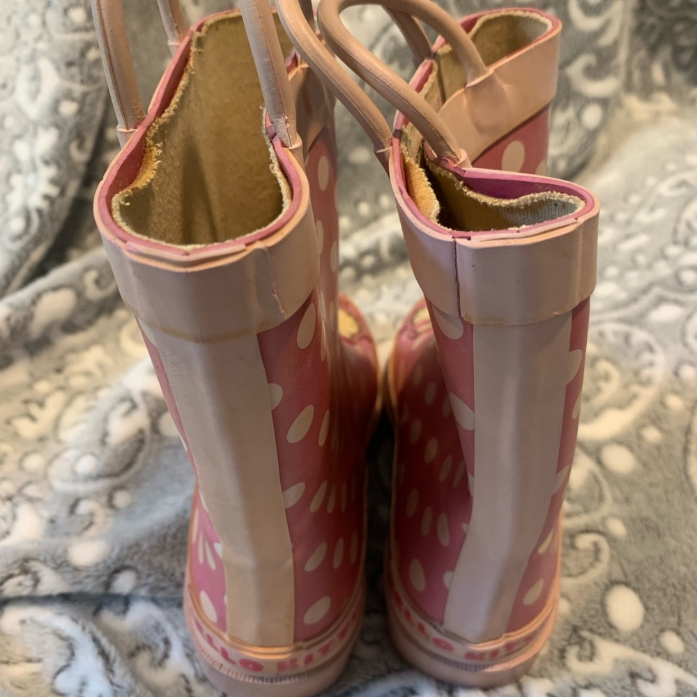 Hello Kitty Rain Boots L 11-12 Used - Picture 7 of 7